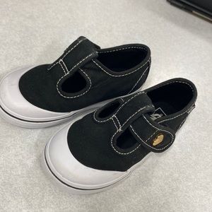 Vans size 7 toddler